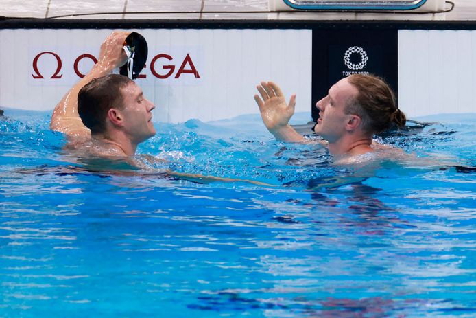 Ryan Murphy (l) en Luke Greenbank moeten het met zilver en brons doen.