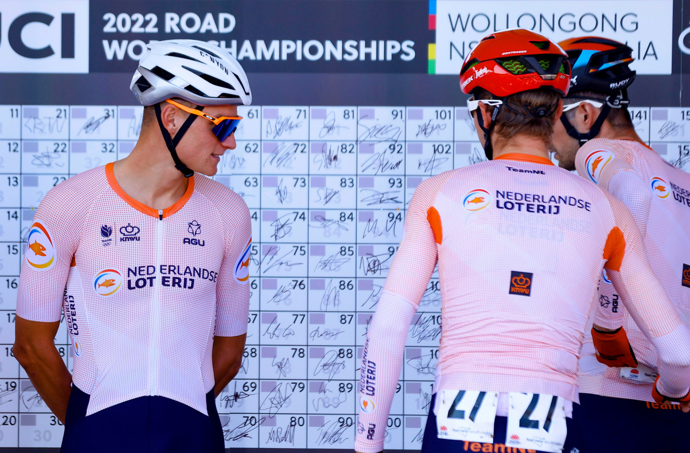 entourage-mathieu-van-der-poel-en-knwu-onder-vergrootglas-na-wk-debacle