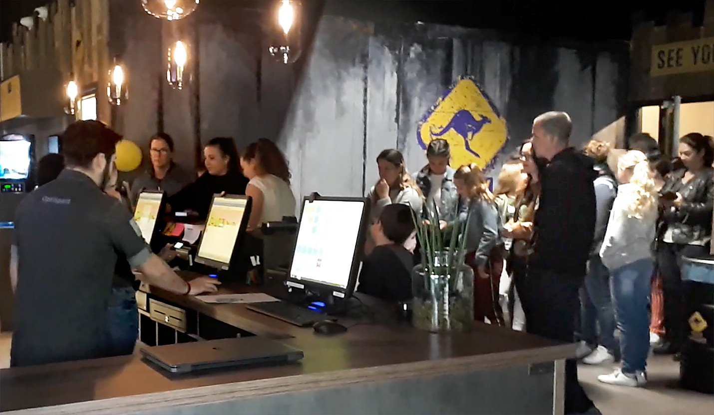 Bekijk het nieuwe trampolinepark Krazy Kangaroo in Roosendaal Foto