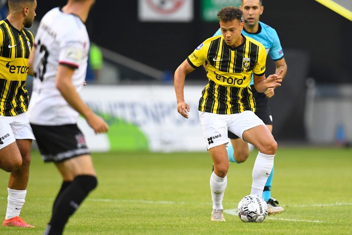 Vitesse tijdens de eerdere (thuis)wedstrijd tegen Dundalk FC.