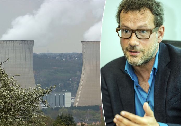 Dave Sinardet geeft toelichting bij de kernuitstap.