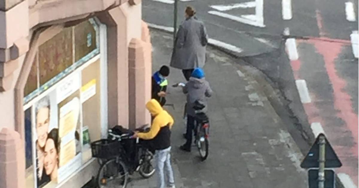 Vier dieven aan haal met elektrische fiets: “Zelfs mijn slot werd zonder veel moeite opengebroken” | Gent |