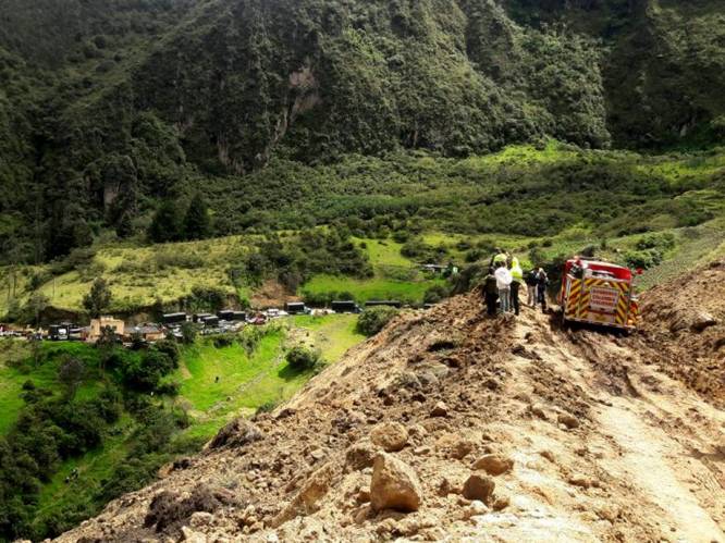 Bus meegesleurd door lawine in Colombia, alle 13 inzittenden gedood