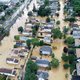 Overstromingen en tientallen doden en vermisten door noodweer in de VS