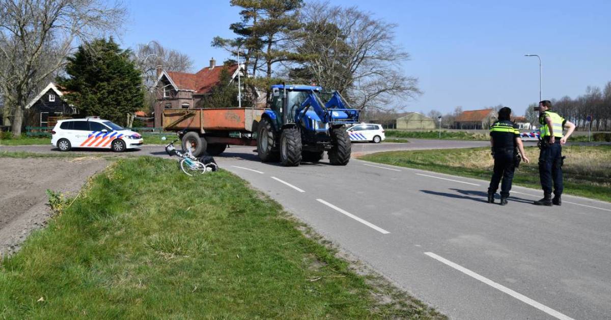 Fietser ernstig gewond na aanrijding met tractor in Noordgouwe.