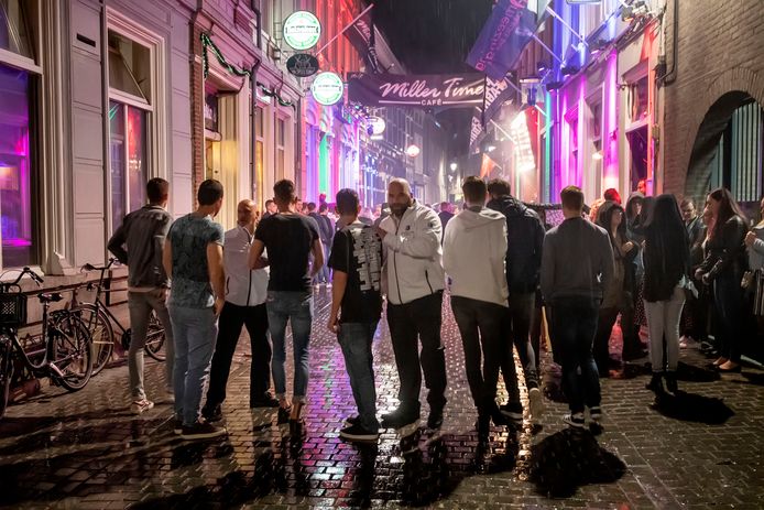 Sfeerbeheer met gastheren in Breda begon in de Visserstraat en bij de Hoge Brug en is nu uitgerold naar het gehele uitgaansgebied.