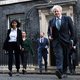 Uittocht naaste medewerkers van Boris Johnson maakt chaos compleet