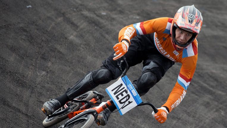 BMX'er Niek Kimmann tijdens de Olympische Jeugdspelen van 2014. Hij is samen met de Nederlandse hockeyvrouwen uit het lijstje met verwachte winnaars tijdens Rio '16 gehaald. Beeld epa