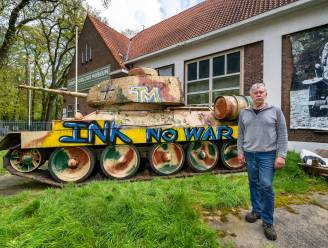 Eef kookt van woede nadat een historische tank met graffiti is bespoten: ‘Waar haal je het lef vandaan?’