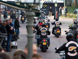 Pand in Utrecht blijkt illegale ontmoetingsplaats voor Hells Angels, zes mensen aangehouden
