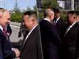 KIJK. Kim Jong-un en Vladimir Poetin geven elkaar een (ongemakkelijke) handdruk van maar liefst 40 seconden 