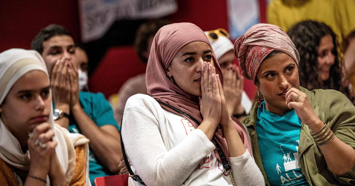 Un juge français bloque l’autorisation du burkini dans la piscine, le ministre se réjouit : « Excellente nouvelle » |  À l’étranger