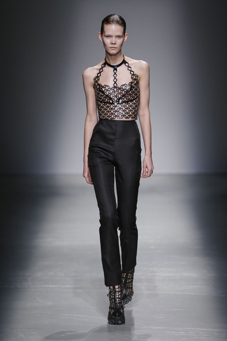 Iris van Herpen, wintercollectie 2015 Beeld Peter Stigter
