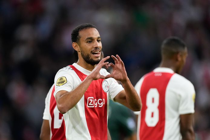 Mazraoui.