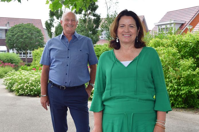 Ron Dujardin was zes keer lijsttrekker voor D66 in Etten-Leur. Bij de gemeenteraadsverkiezingen in 2022 staat voor het eerst sinds 1998 weer een andere naam naast nummer 1 op de lijst: die van Carola Groenen.