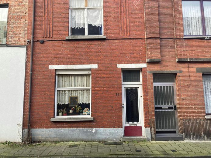 De woning van het slachtoffer in Gent, waar de feiten plaatsvonden.