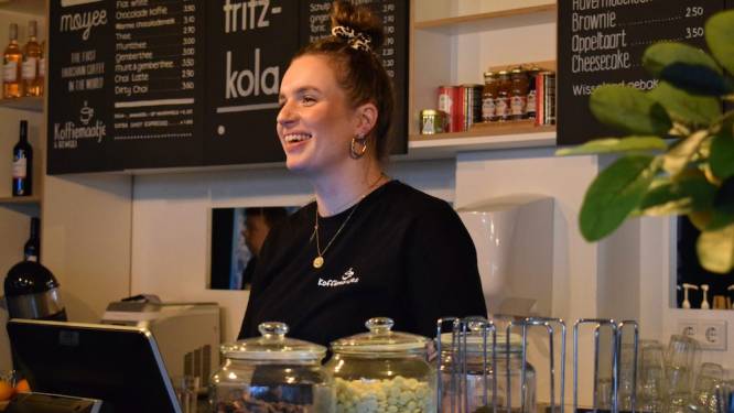 Lotte (29) runt Koffiemaatjes in Utrecht: 'De combinatie horeca en zorg maakt dit werk mooi'