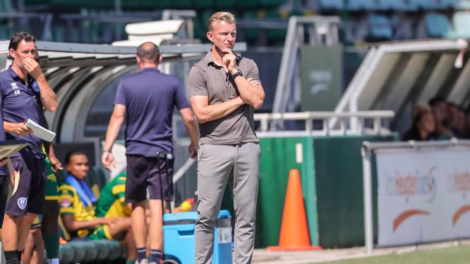 Nieuwe dreun voor Dirk Kuyt en ADO: ‘Ik vraag misschien te veel van mijn spelers’