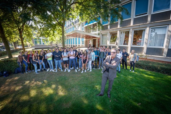 Rector Michiel Maas voor het Markland College Oudenbosch.