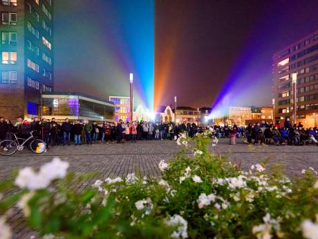 Vrolijke drukte bij eerste avond Glow