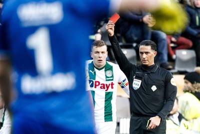 KNVB maakt VAR na fout ‘niet een koppie kleiner’