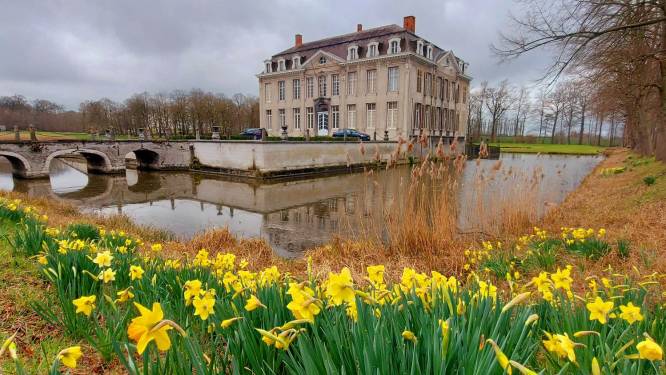 Paaseieren rapen in het prachtige kasteeldomein van Leeuwergem