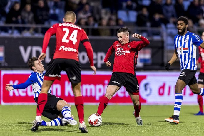 Kay van de Vorst speelde in totaal tien wedstrijden voor Helmond Sport, waaronder in de derby met FC Eindhoven.