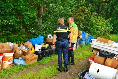 Grote hoeveelheid drugsafval gevonden, politie onderzoekt verband met drugslab Maarheeze