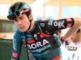 In de schaduw van Evenepoel rijdt ook Cian Uijtdebroeks (20) met de besten naar boven: “Remco en Roglic bezig zien, dat is alsof ik half koers en half tv zit te kijken”