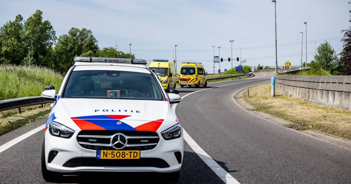Motorrijder overlijdt bij ongeval op A65 bij Tilburg.