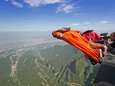 Nederlander (44) verongelukt bij basejumpen met wingsuit in Zwitserland