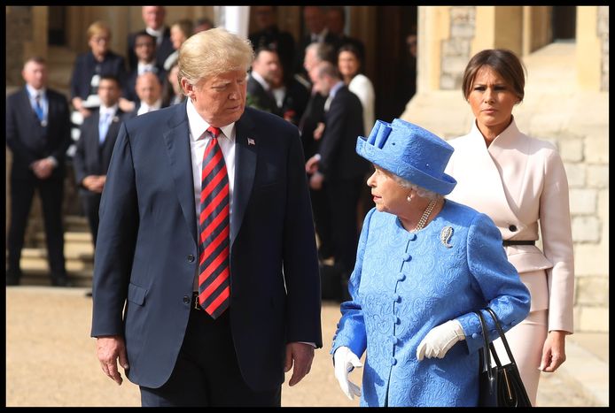Trump samen met Queen Elizabeth: ,,Een mooie vrouw", aldus de president.