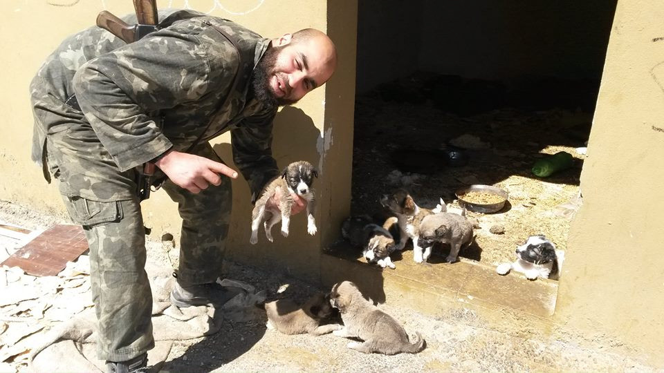 portret-yassine-lachiri-de-syri-strijder-die-al-bloed-aan-zijn-handen