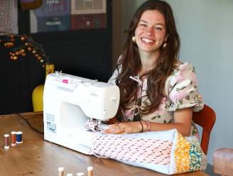 Ymke (19) is met haar naaimachine een hit op TikTok, ‘granny hobbies’ populair onder jongeren