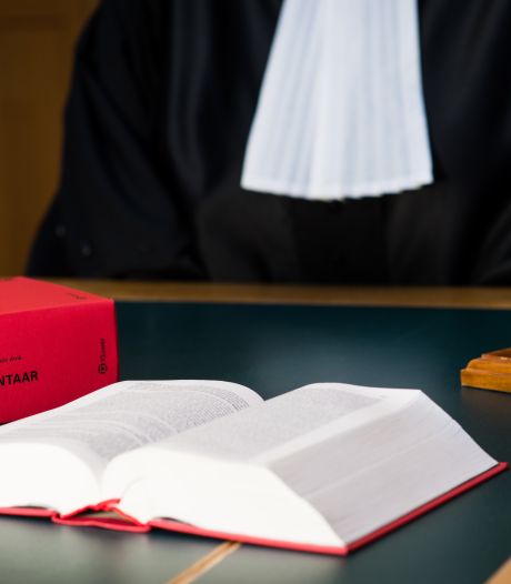 Apeldoornse advocaat beschuldigd van gebruik gestolen documenten in pijnlijke echtscheidingszaak
