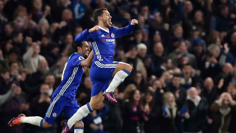 Eden Hazard viert zijn goal tegen Everton. Beeld Proshots