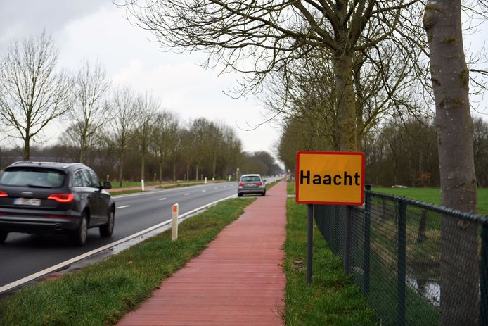 De Werchtersesteenweg in Haacht.