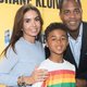 Familie Kluivert lanceert eigen kersttruiencollectie bij déze budgetwinkel
