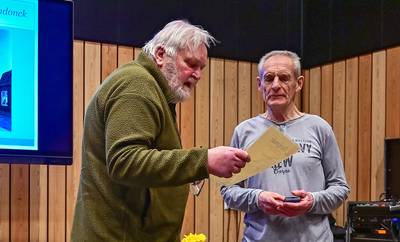 Zilveren speld Brabants Heem voor Harrie Jaspers