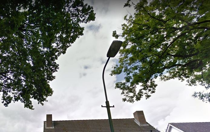 De meeste straatverlichting in Utrechtse Heuvelrug is zwaar verouderd.