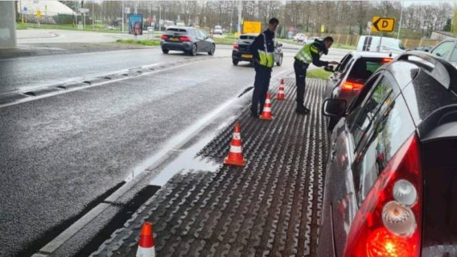 Politiecontrole in Drechtsteden: automobilisten slaan op de vlucht, twee betrapt op rijden onder invloed