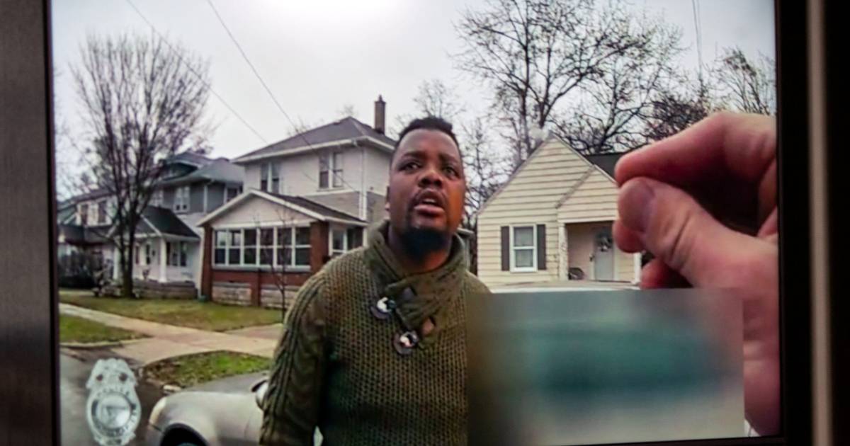 La polizia statunitense pubblica il filmato dell’arresto mortale di un uomo di colore |  All’estero
