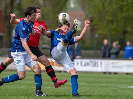 Programma amateurvoetbal: zondag vijf kampioenswedstrijden op de rol  