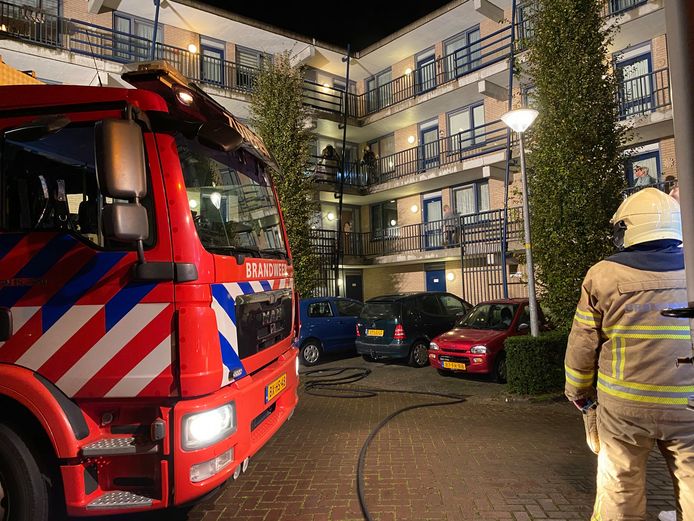 Brand bij cvketel jaagt bewoners uit flat in Zutphen Zutphen