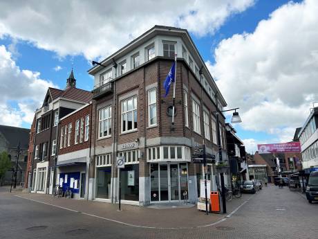 Rabobank-pand aan Groote Markt in Oldenzaal sluit (tijdelijk) de deuren