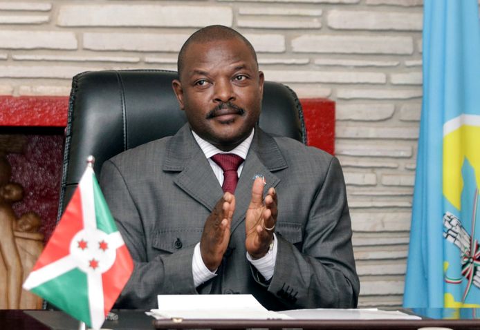 De Burundese president Pierre Nkurunziza is maandag op 55-jarige leeftijd overleden aan een hartaanval.
