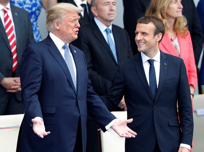 "Waarom hebben wij dat niet?" Trump woonde vorig jaar op 14 juli samen met president Emmanuel Macron het militaire defilé in Parijs bij en was danig onder de indruk.