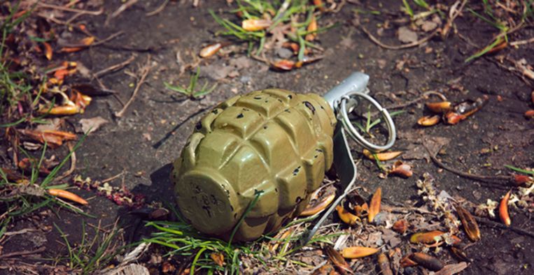 Deze man lag 2 uur op een sissende granaat, uit angst dat