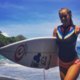 Video: surfster met één arm wint podiumplek