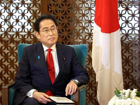 Zoon van Japanse premier treedt af na ophef over privéfeestje in ambtswoning
